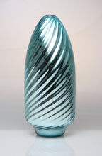 Load image into Gallery viewer, Skyscraper Series - International Grouping