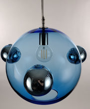 Load image into Gallery viewer, Molecule Pendant - Triple
